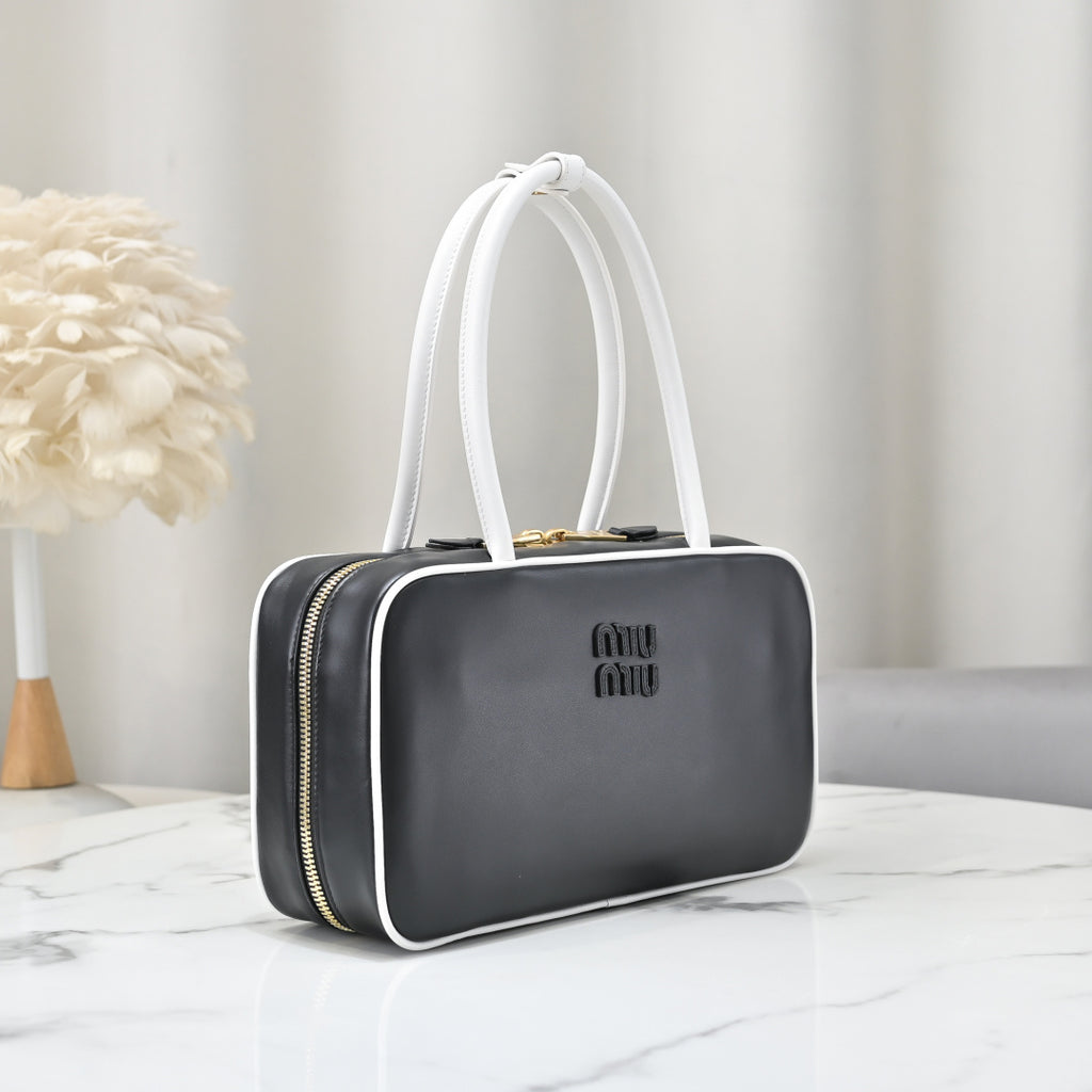 Miu Miu Beau Slim Box Leather Bag – Black