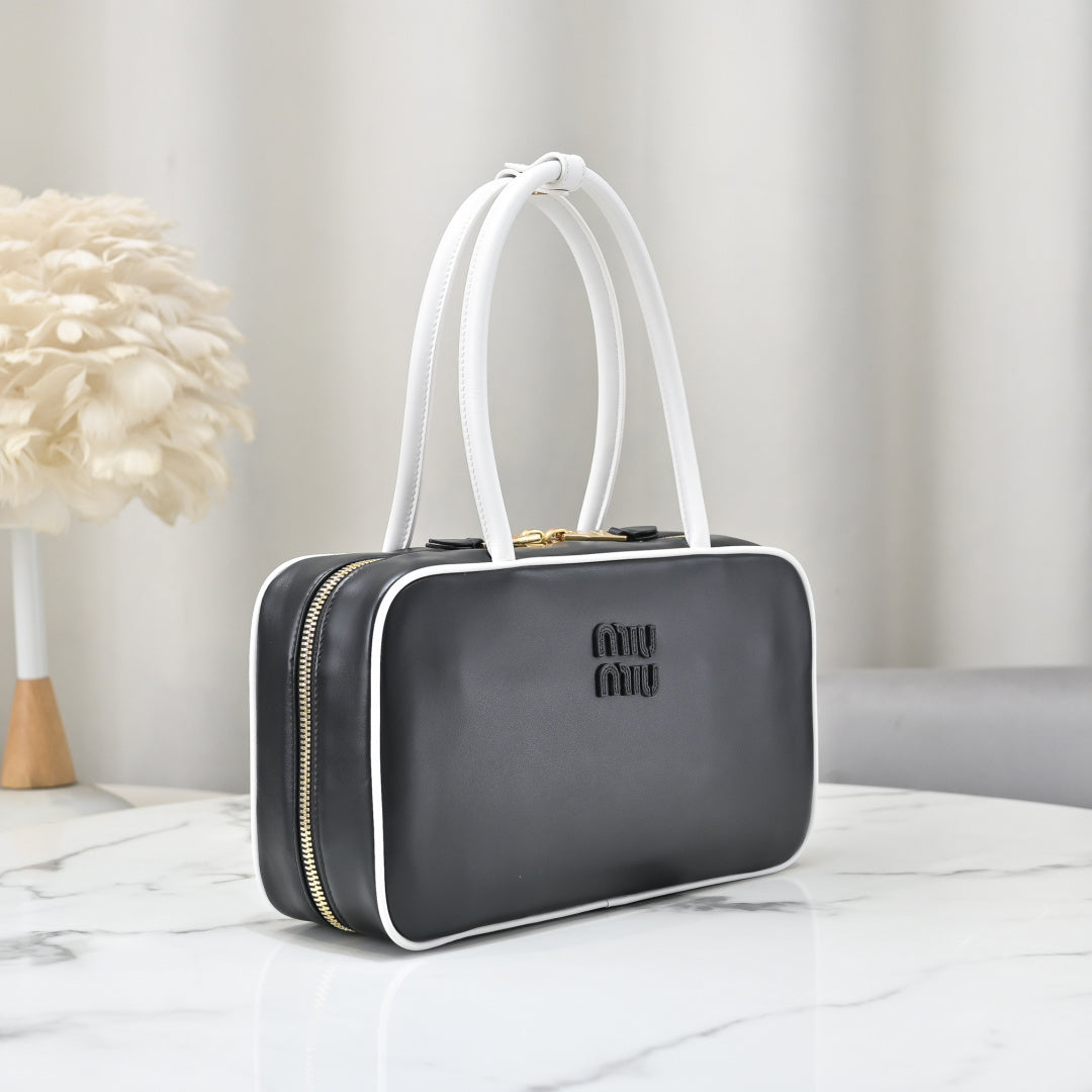 Miu Miu Beau Slim Box Leather Bag – Black