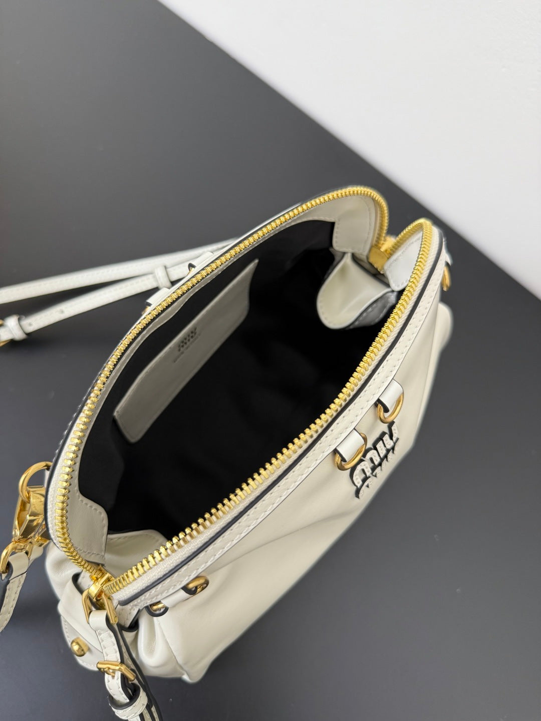 Miu Miu Leather Drawstring Shoulder Bag – White