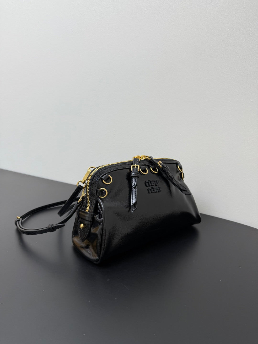 Miu Miu Leather Drawstring Shoulder Bag – Black