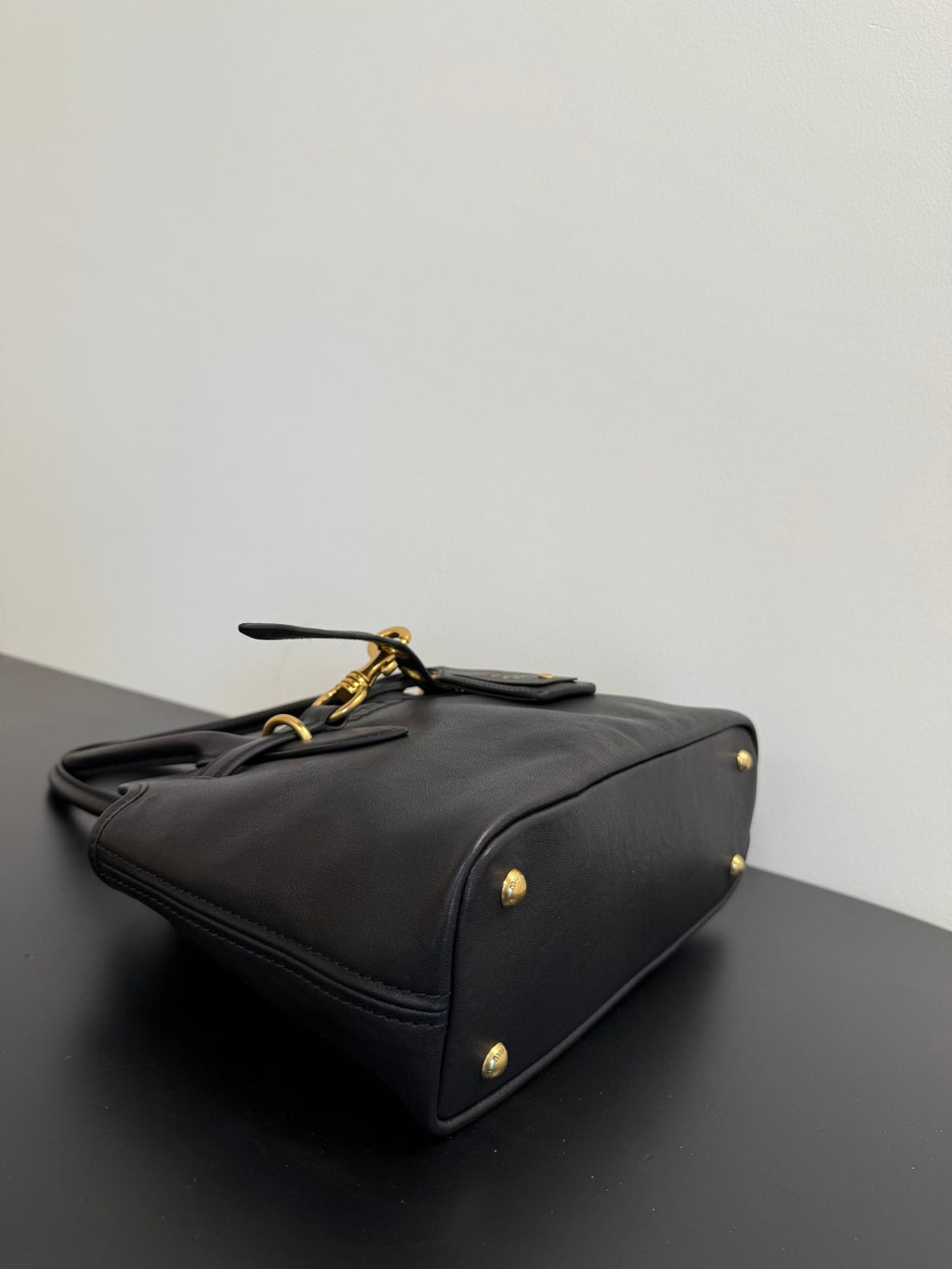 Miu Miu Aventure Belted Leather Tote Bag – Black