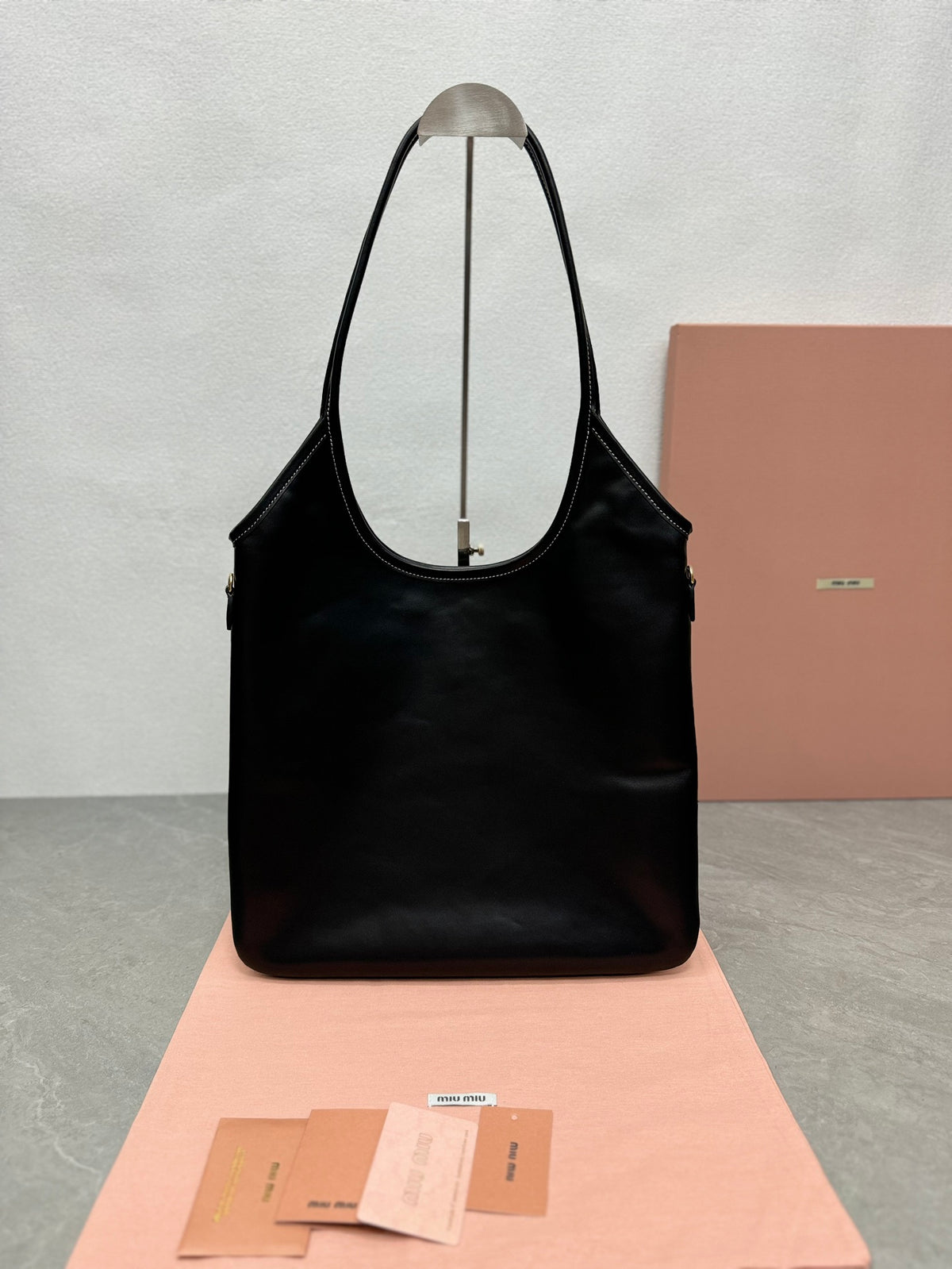 Miu Miu Leather Vertical Tote Bag+ – Black