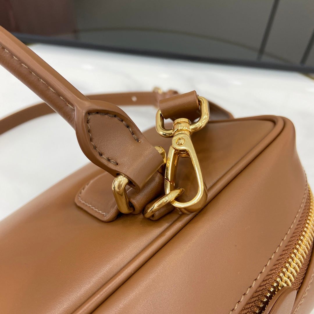 Miu Miu Beau Leather Bag – Brown