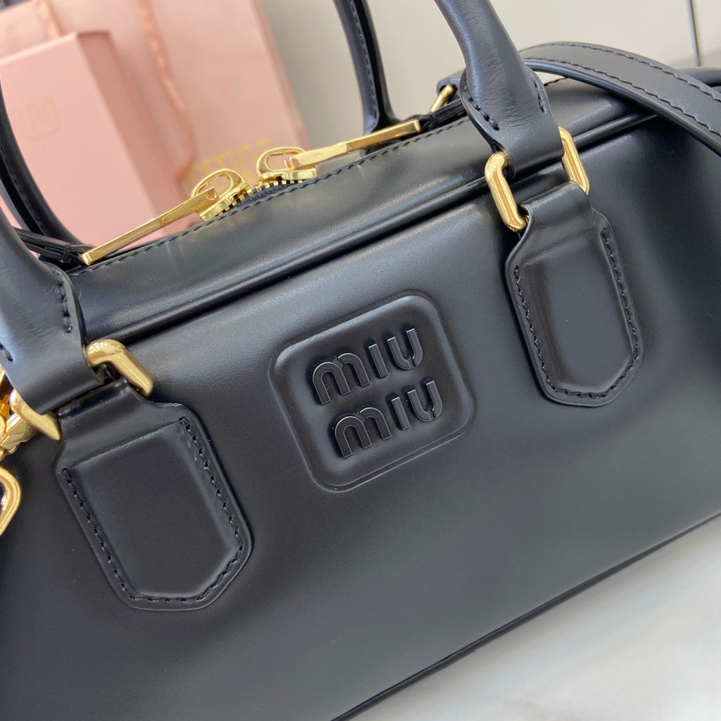 Miu Miu Beau Leather Bag – Black