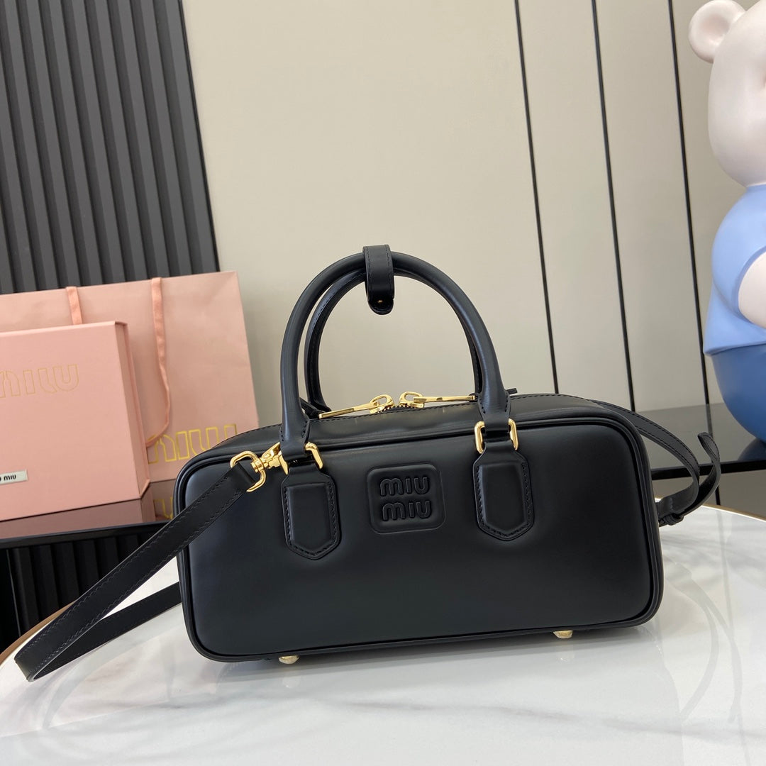 Miu Miu Beau Leather Bag – Black