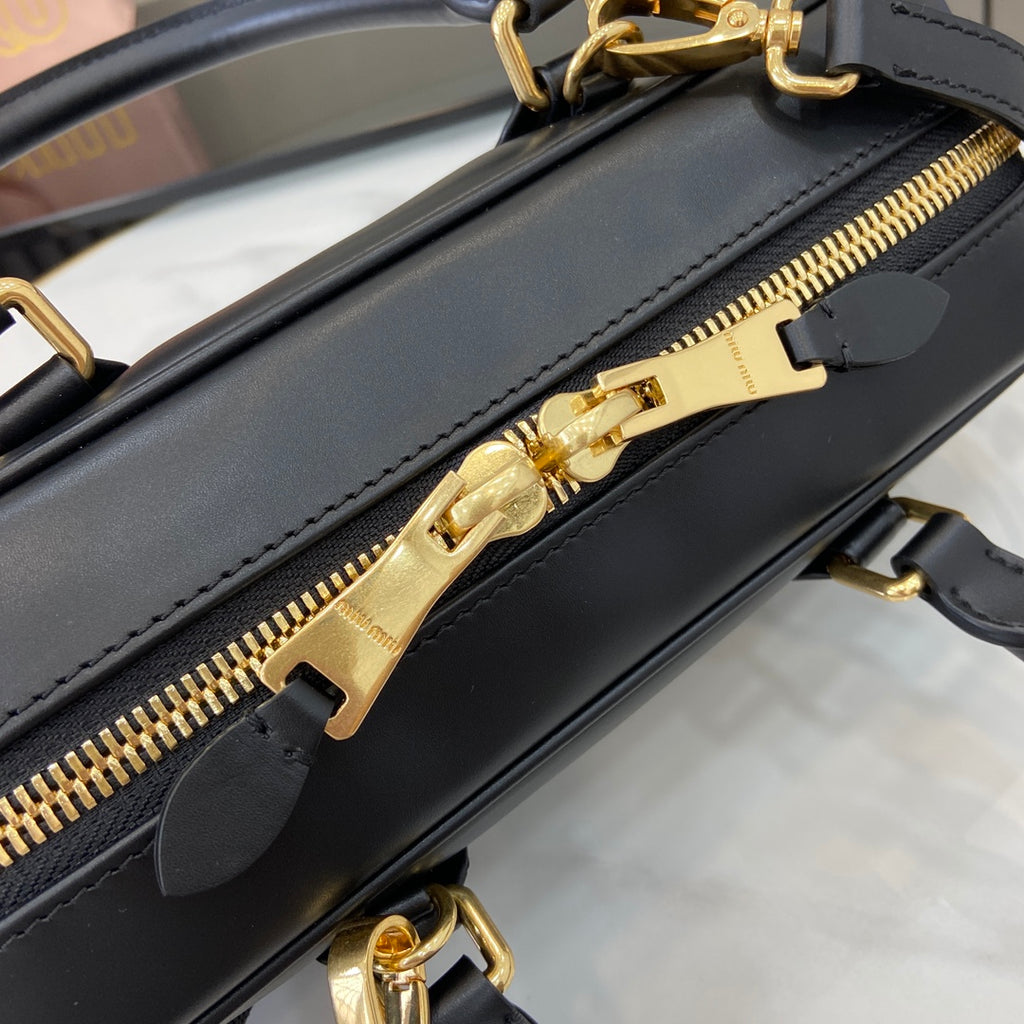 Miu Miu Beau Leather Bag – Black