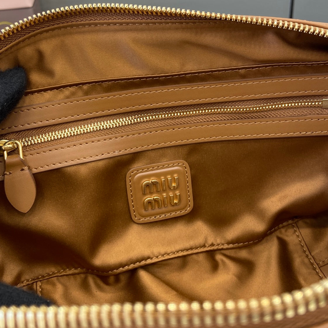 Miu Miu Beau Leather Bag – Caramel