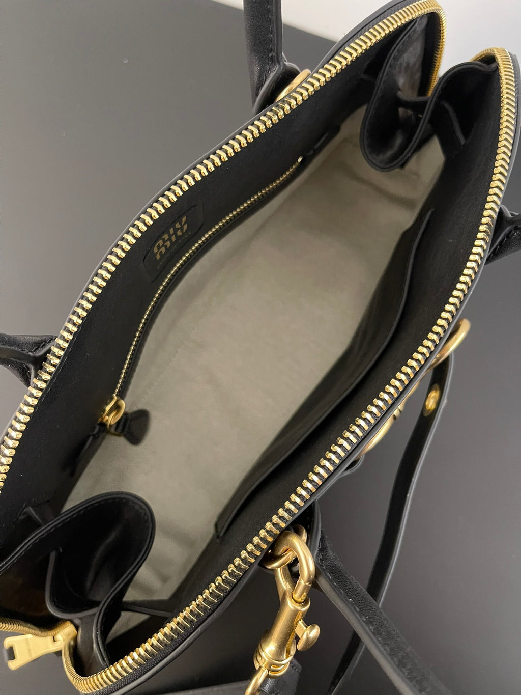 Miu Miu Aventure Leather Bag – Black