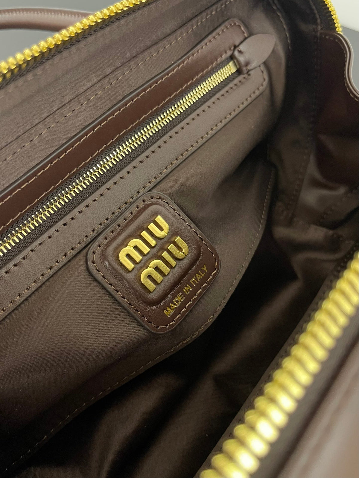 Miu Miu Beau Leather Bag – Dark Brown