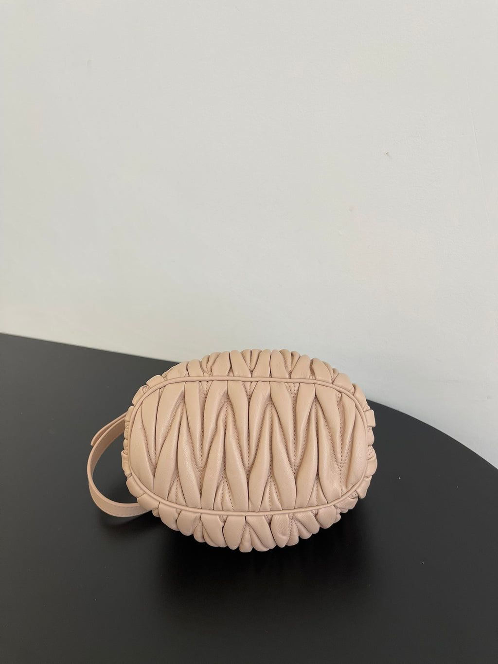 Miu Miu Wander Matelassé Hobo Bag – Light Pink