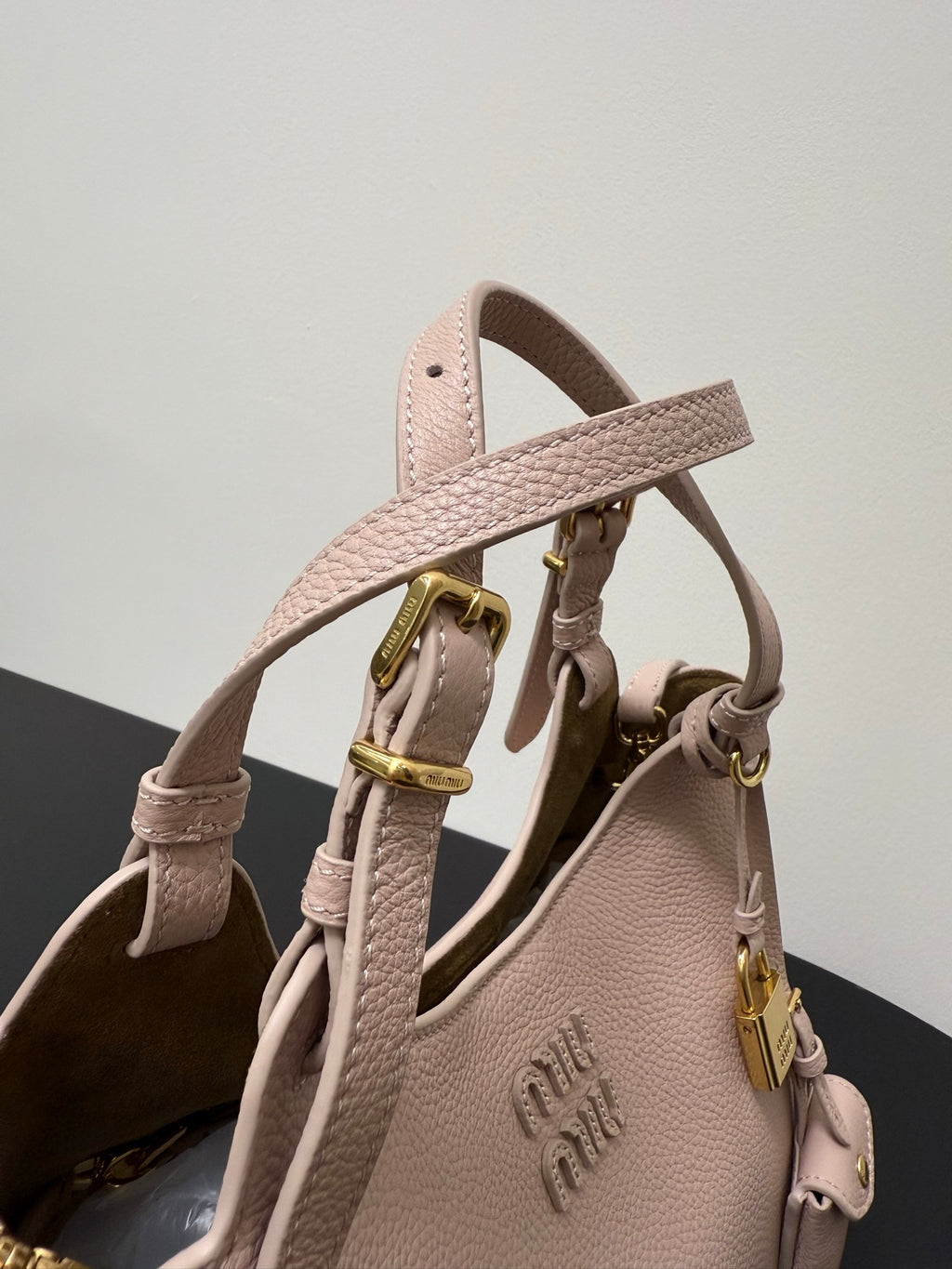 Miu Miu Leather Tote Bag – Light Pink