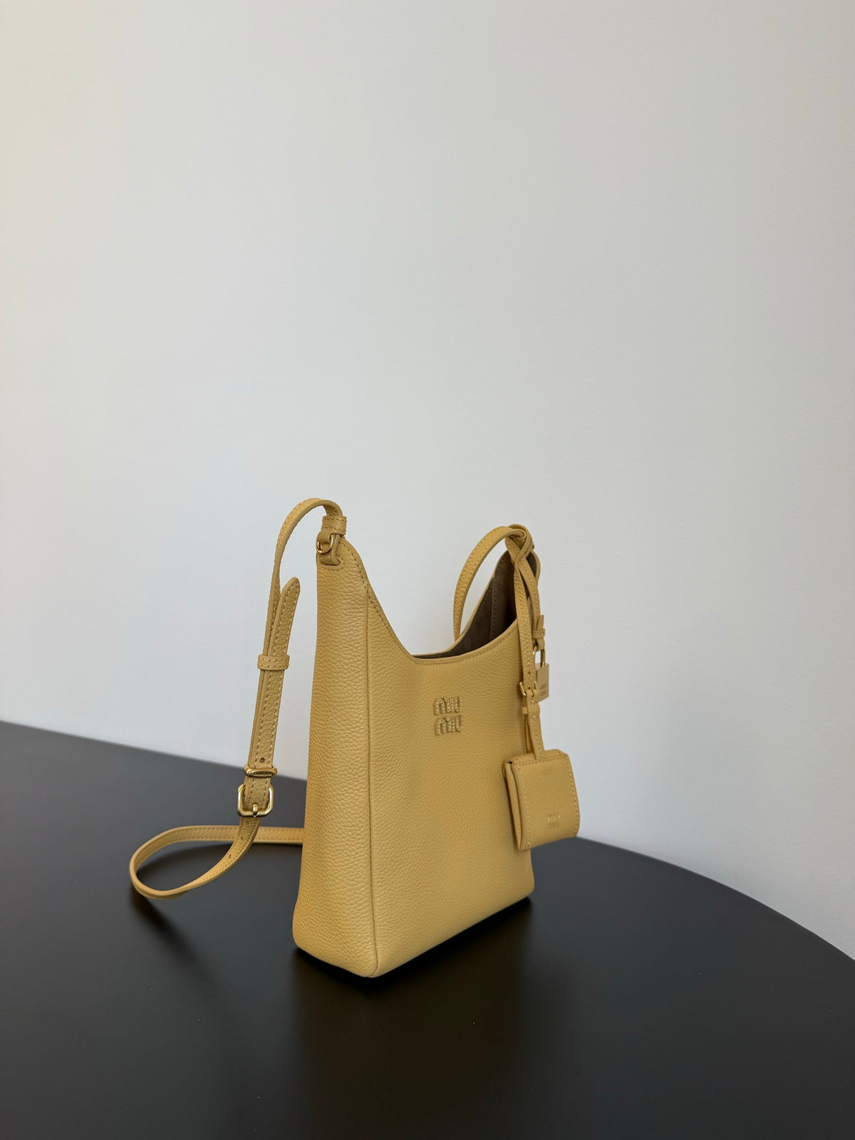 Miu Miu Leather Shoulder Bag – Yellow