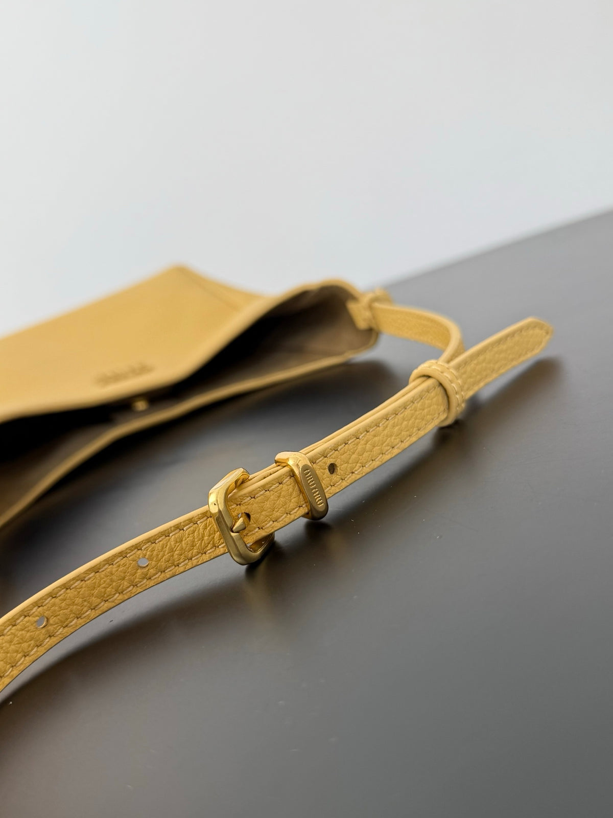 Miu Miu Leather Shoulder Bag – Yellow