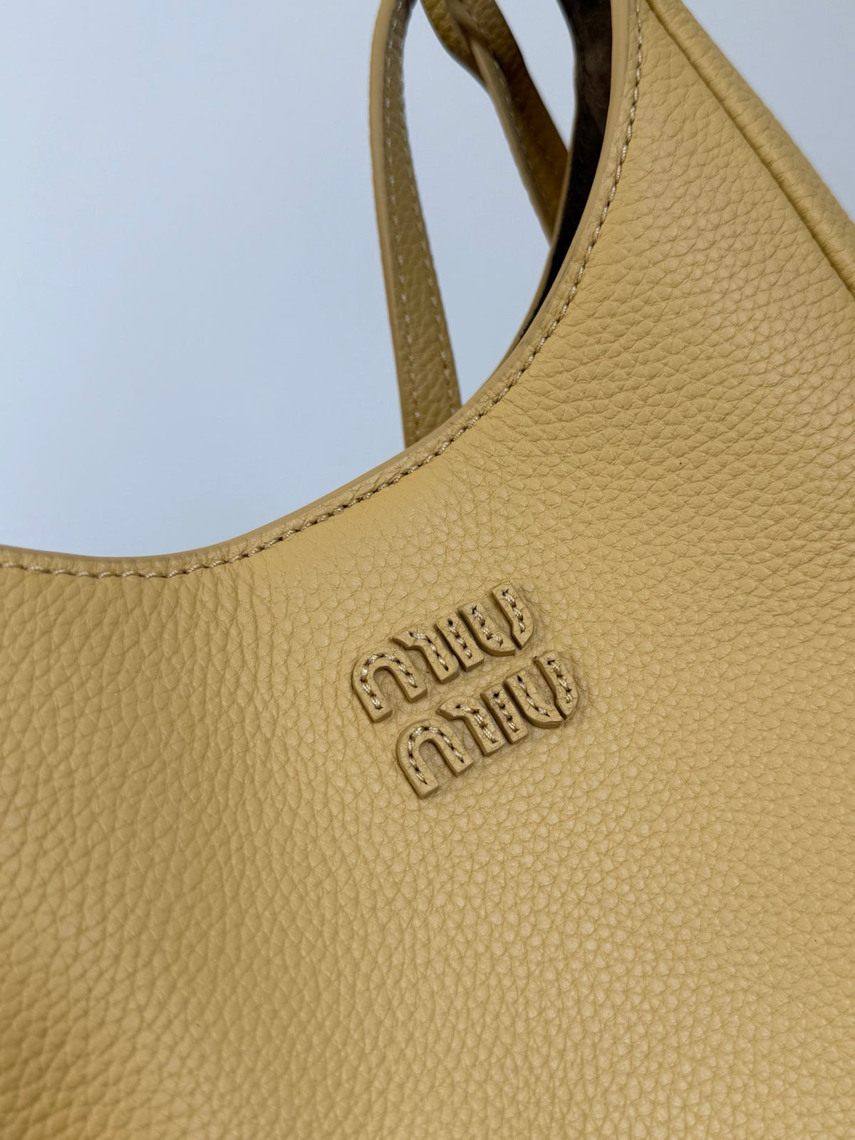 Miu Miu Leather Shoulder Bag – Yellow
