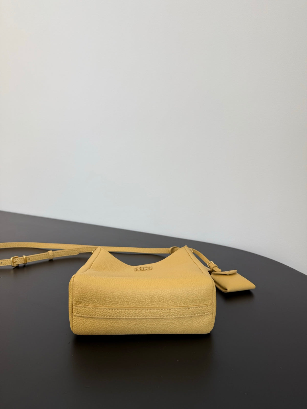 Miu Miu Leather Shoulder Bag – Yellow