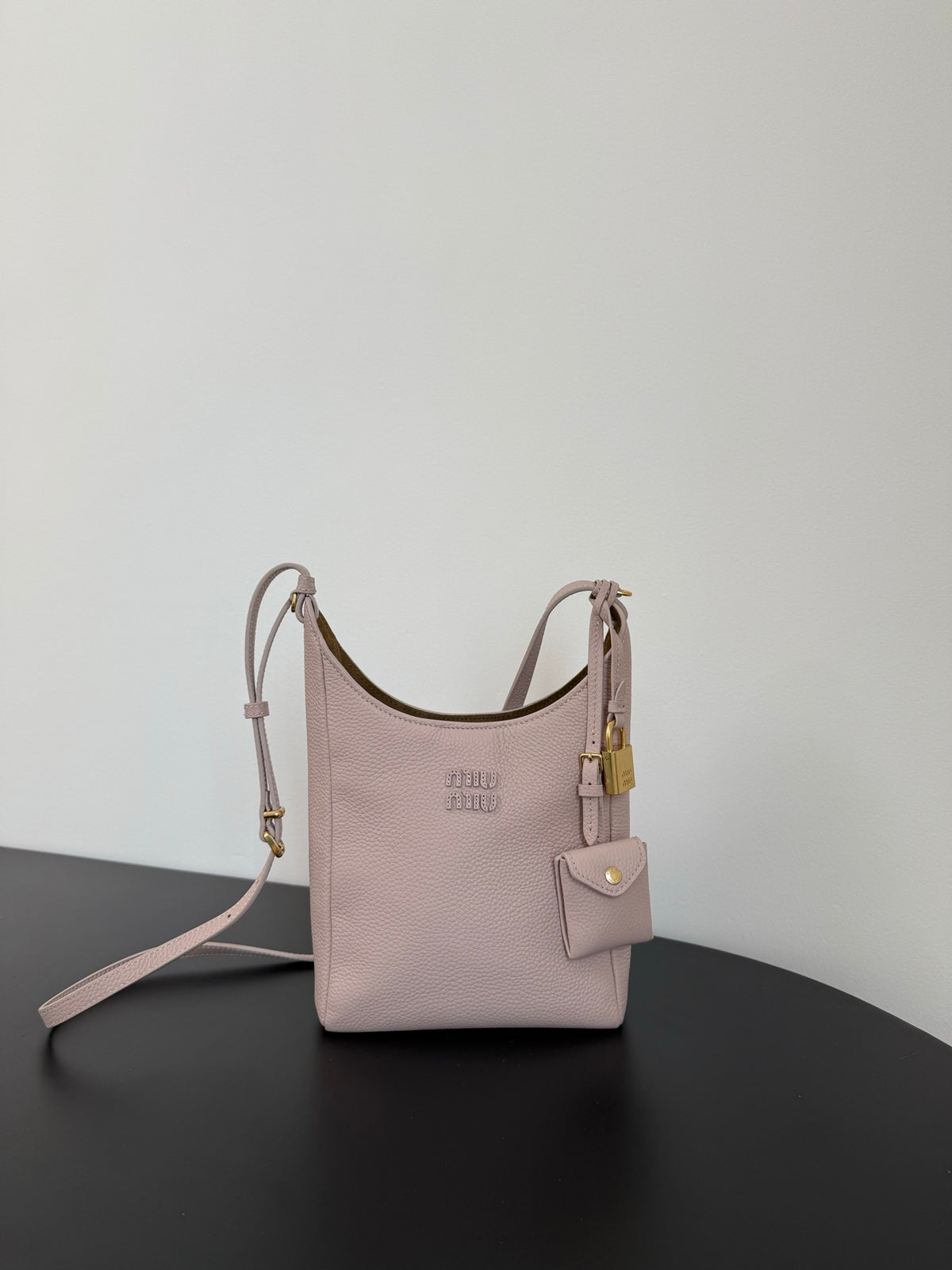 Miu Miu Leather Shoulder Bag – Light Pink