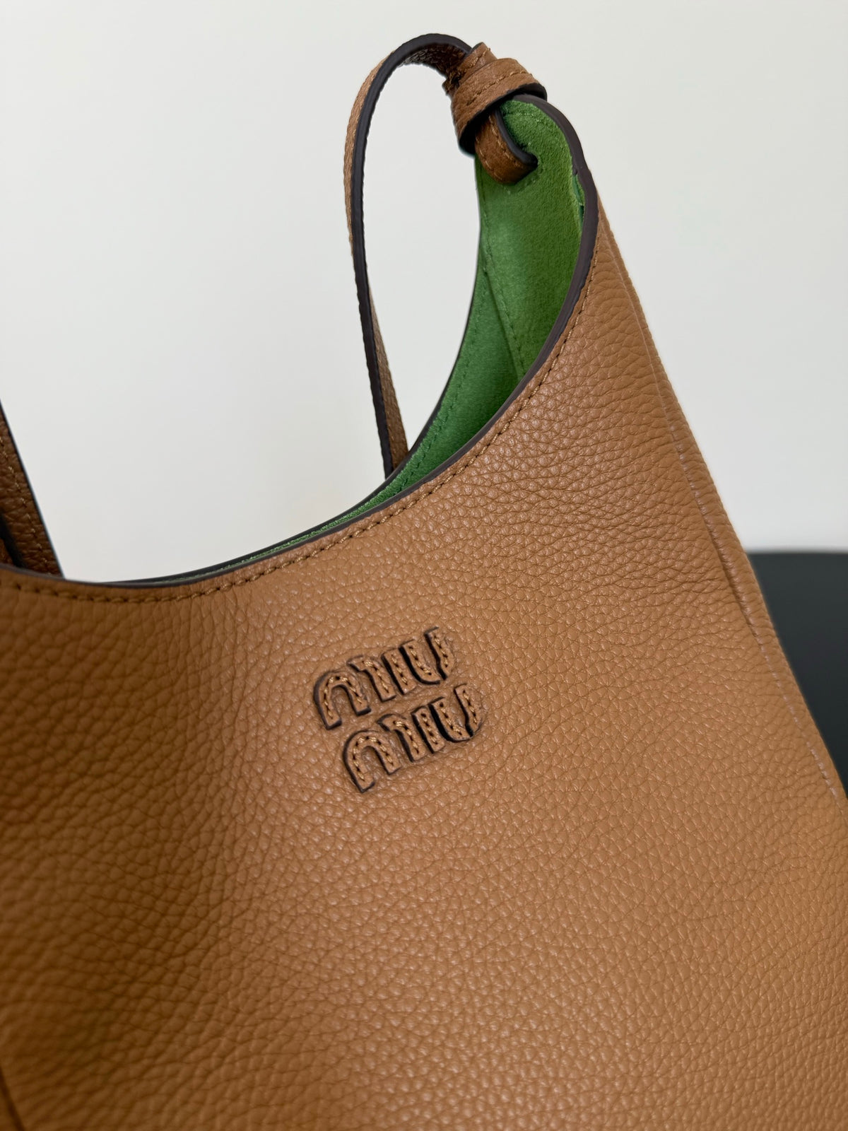 Miu Miu Leather Shoulder Bag – Cognac