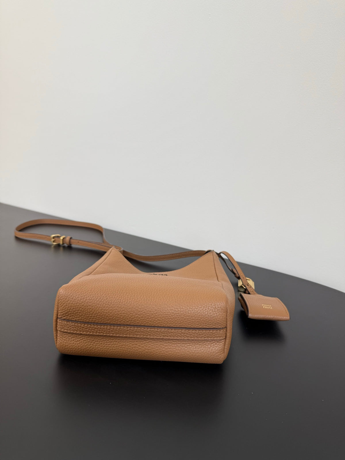 Miu Miu Leather Shoulder Bag – Cognac
