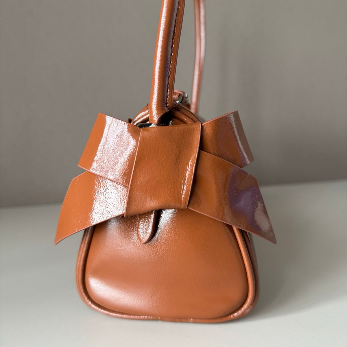Miu Miu Aventure Leather Shoulder Bag – Cognac