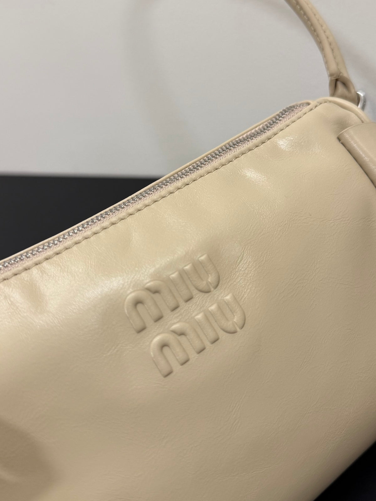 Miu Miu Aventure Leather Bag – Cream