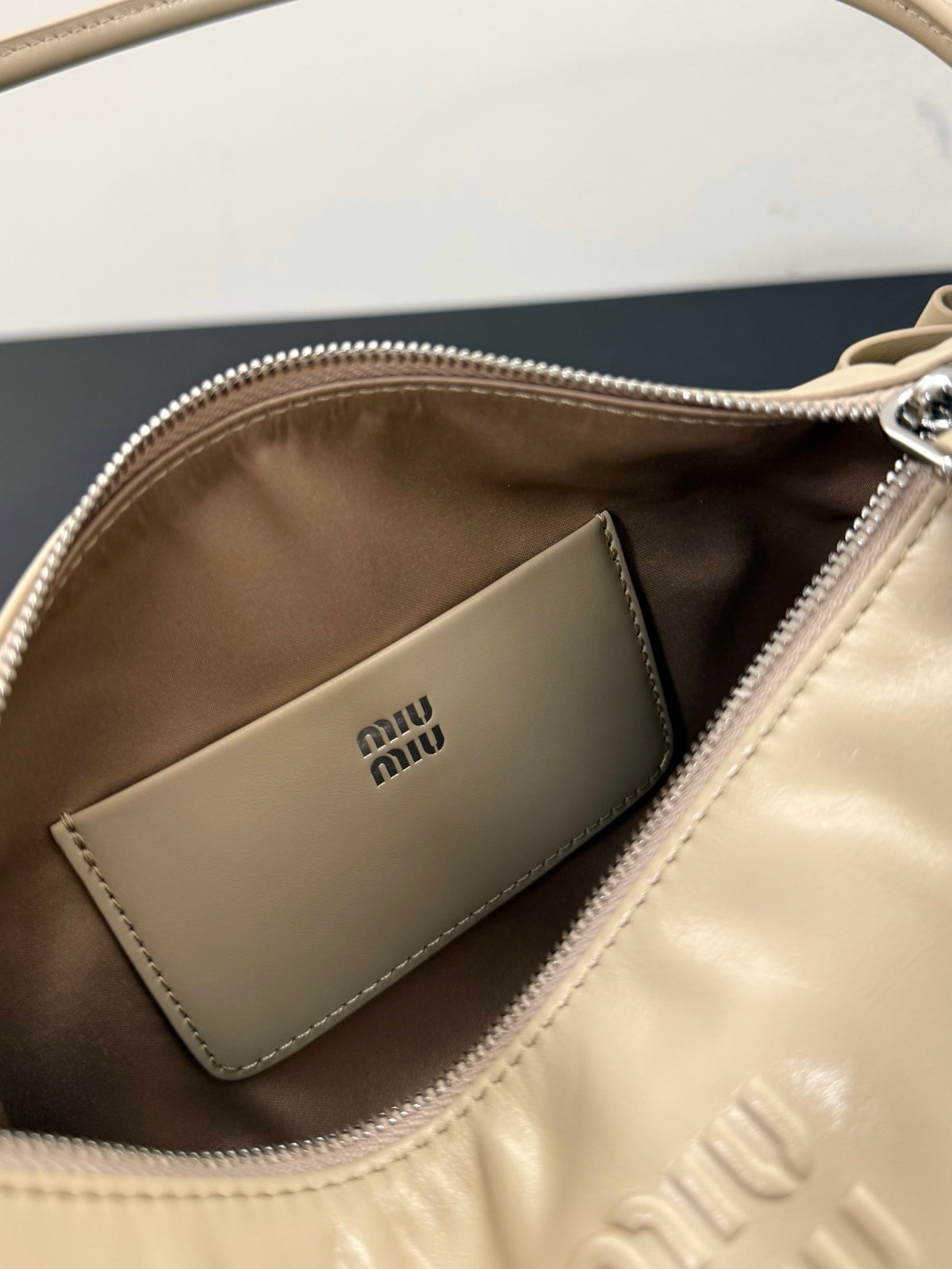 Miu Miu Aventure Leather Bag – Cream